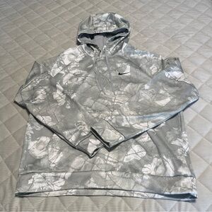 Nike Silver Gray Leaf-Print Pullover Hoodie